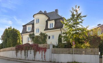 Westheim - Stilvolles EFH mit WiGa, Keller, 2 Garagen, Kamin, EBK, 4 KiZi, ausbaufähiges DG!